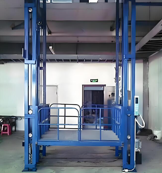 长白导轨式升降货梯